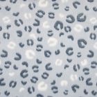 Tissu Doudou Leopards Bleu et Blanc sur fond Bleu Gris - Par 10 cm